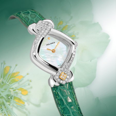 Pour une femme lumineuse et inattendue, la montre DELANCE "47 Lights for Maria" est le témoin de sa personnalité raffinée. Vous êtes à ses côtés et l’encouragez à être tout ce qu’elle peut être. Afin qu’elle s’en souvienne à chaque instant vous lui offrez une DELANCE couleur de lune, avec 47 diamants pour lui assurer que 47 ans c’est merveilleux.