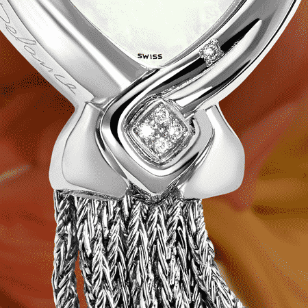 Cette montre DELANCE" Réalisation", symbole du talent et de l’énergie créative féminine a été réalisée pour Madame Denise Filiatrault, lauréate du prix Réalisations 2006, attribué par le RFAQ, Réseau des Femmes d'Affaires du Québec. Née un 16 mai, sa couleur est le blanc, sa pierre le diamant, son chiffre le 4. Sa montre DELANCE, bijoux symbolique, lui rappelle à chaque instant que sa contribution artistique est reconnue par tous.