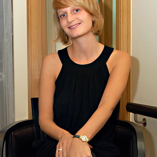 Anna Novion